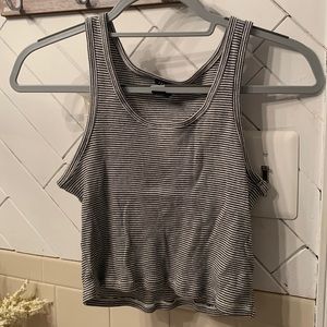 Forever 21 - Black & white, stripped crop top, size M